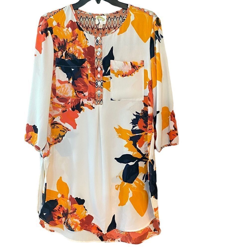 Figueroa & Flower Sz S White Large Orange Flowers Relaxed Fit 3/4 Sleeves Tunic